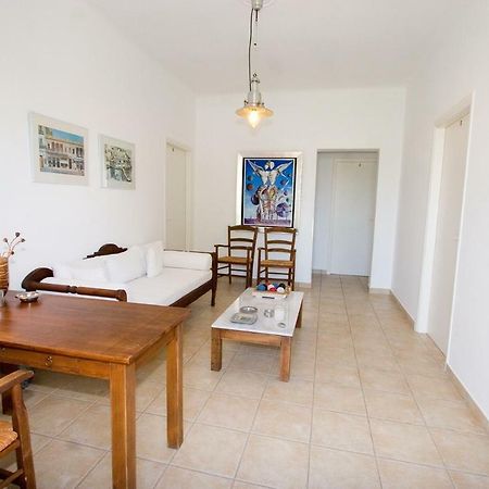 Soile Georgia Apartman Lutrá Edipszú Kültér fotó