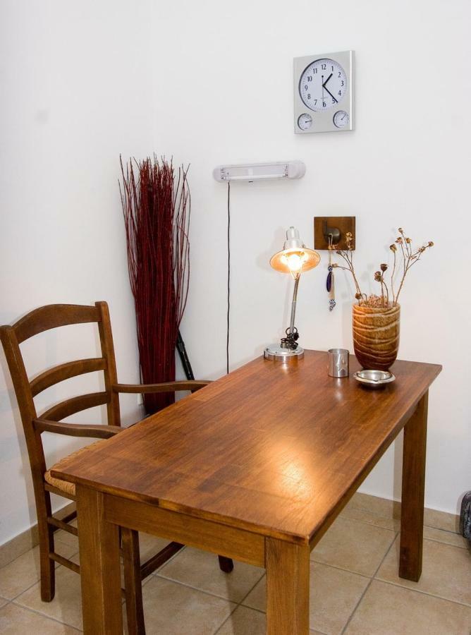 Soile Georgia Apartman Lutrá Edipszú Kültér fotó