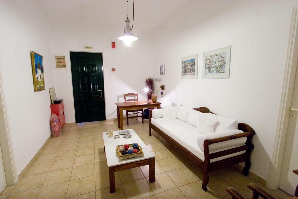 Soile Georgia Apartman Lutrá Edipszú Kültér fotó